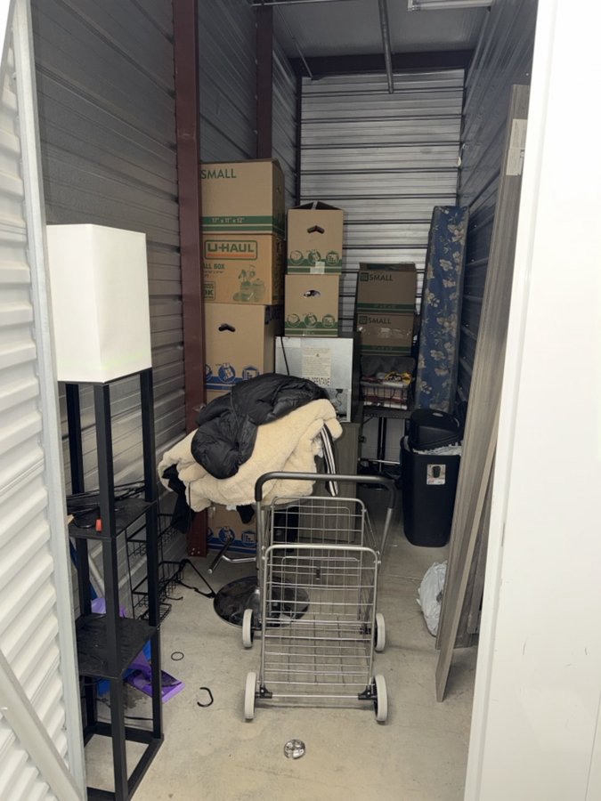 5 x 15 storage unit in Edina, MN