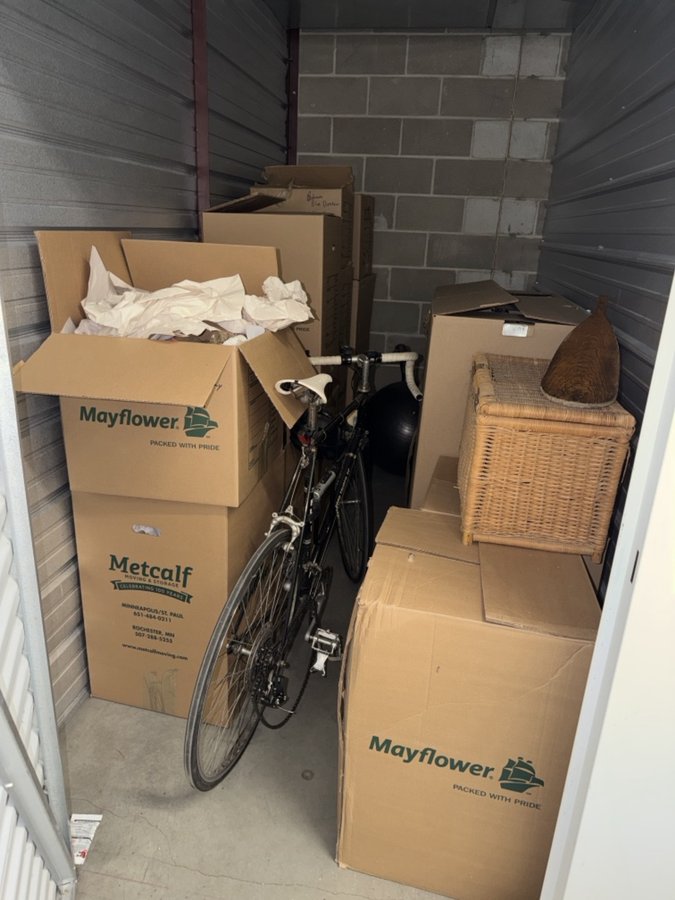 5 x 10 storage unit in Edina, MN