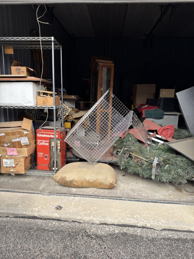 20 x 20 storage unit in Burnsville, MN