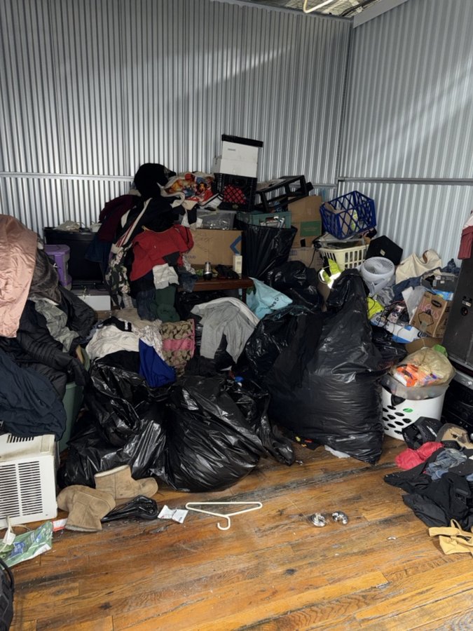 10 x 10 storage unit in Minneapolis, MN