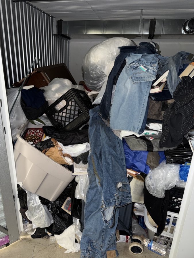 10 x 10 storage unit in Minneapolis, MN