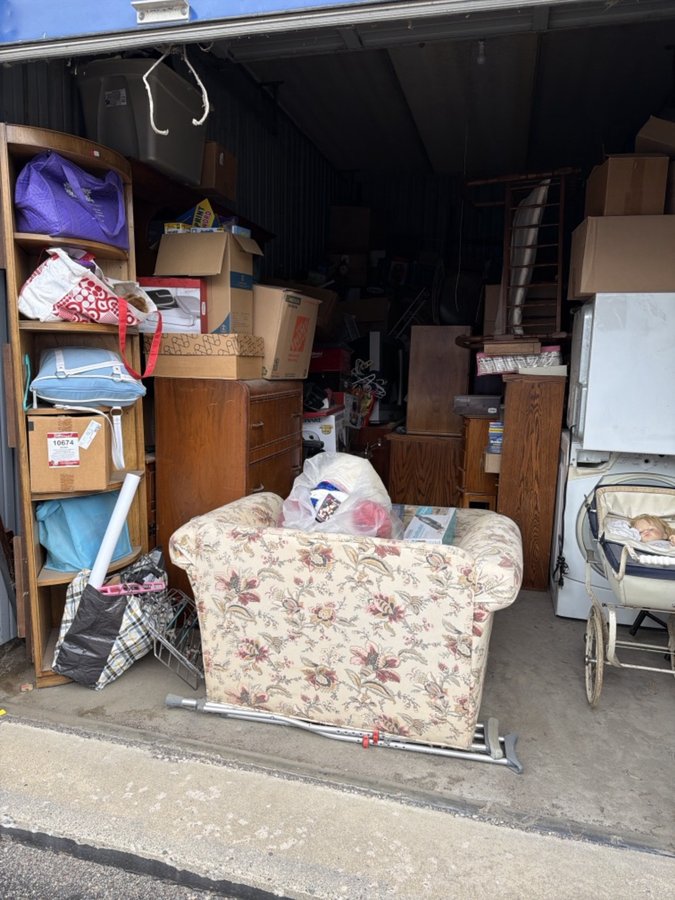 10 x 20 storage unit in Burnsville, MN