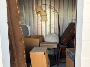 8 x 8 unit in Plymouth