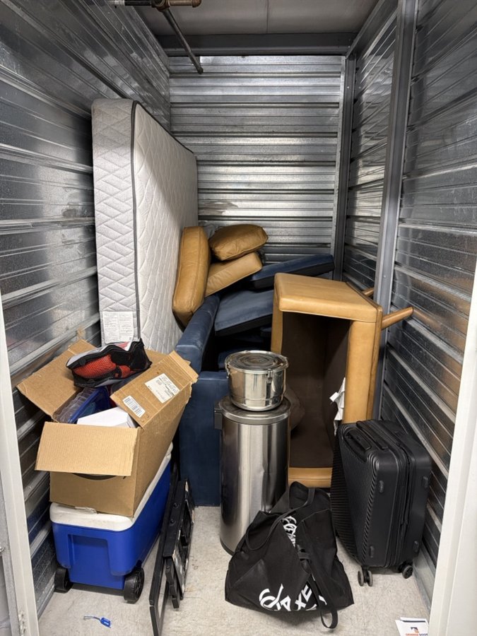 5 x 10 storage unit in Eden Prairie, MN