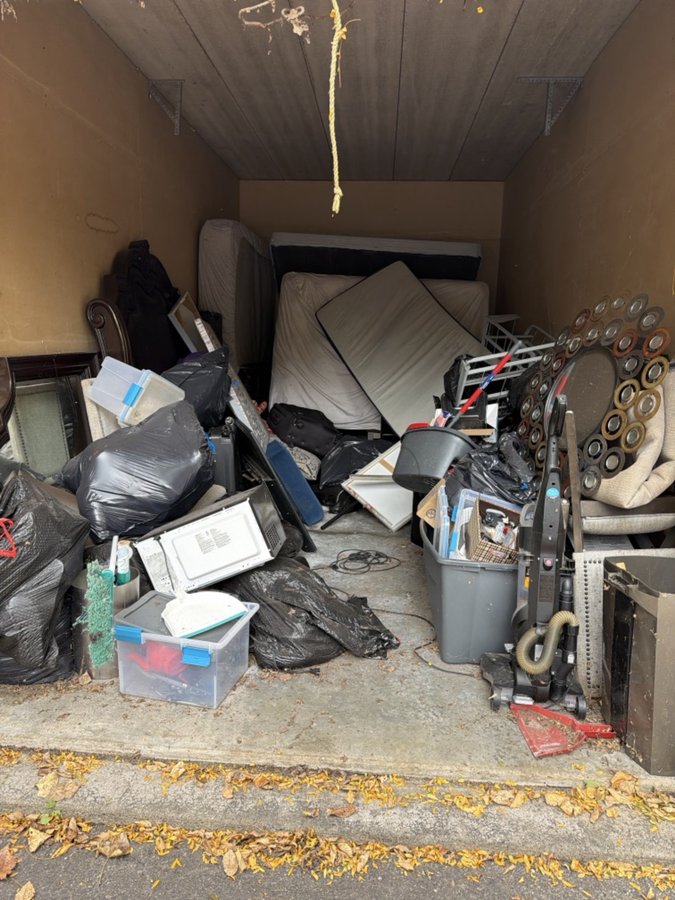 10 x 20 storage unit in Eden Prairie, MN