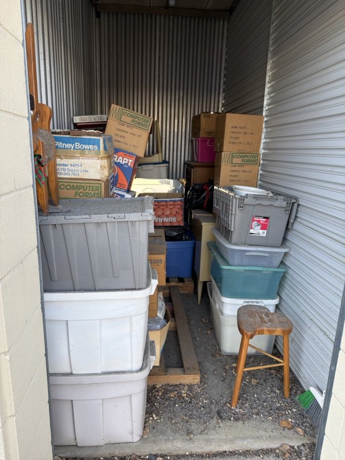 5 x 10 storage unit in St Louis Park, MN
