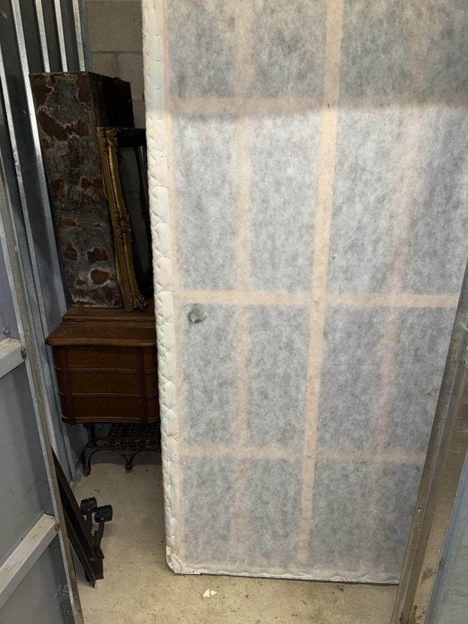 5 x 5 storage unit in Excelsior, MN