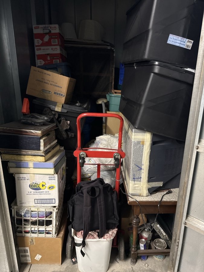 5 x 8 storage unit in Minneapolis, MN