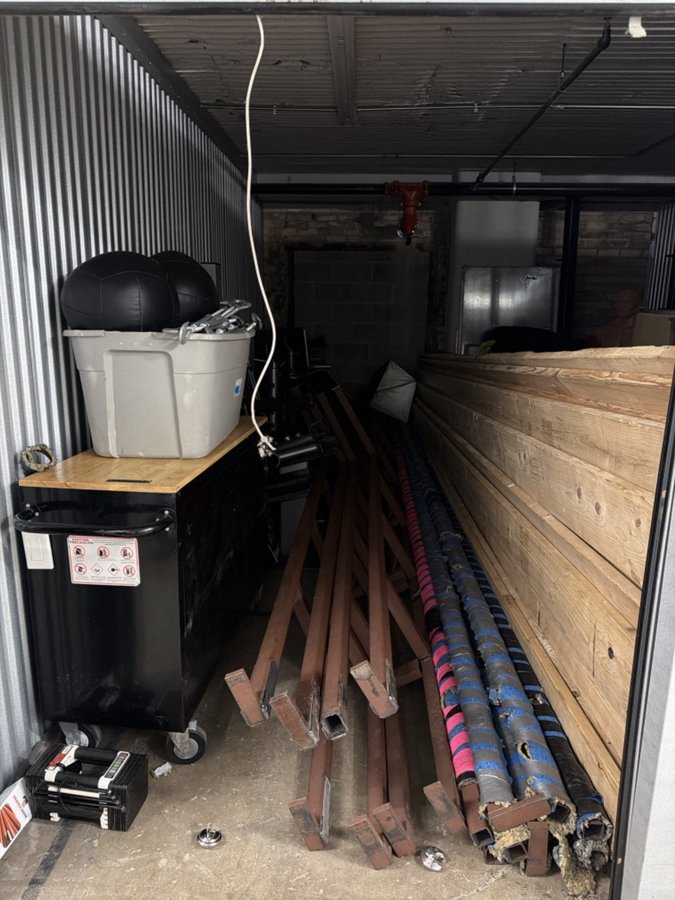 10 x 23 storage unit in Minneapolis, MN
