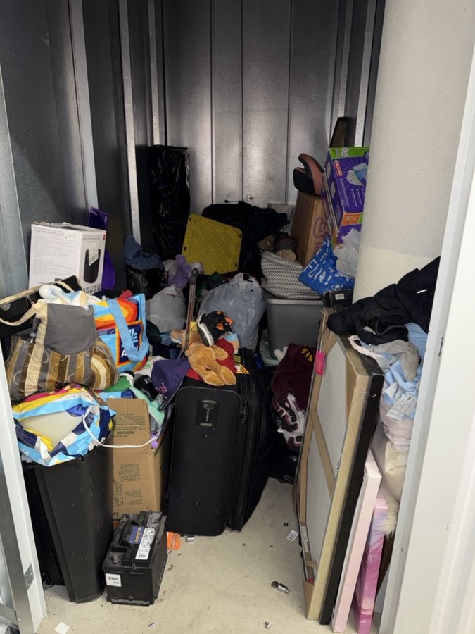 5 x 10 storage unit in Minneapolis, MN