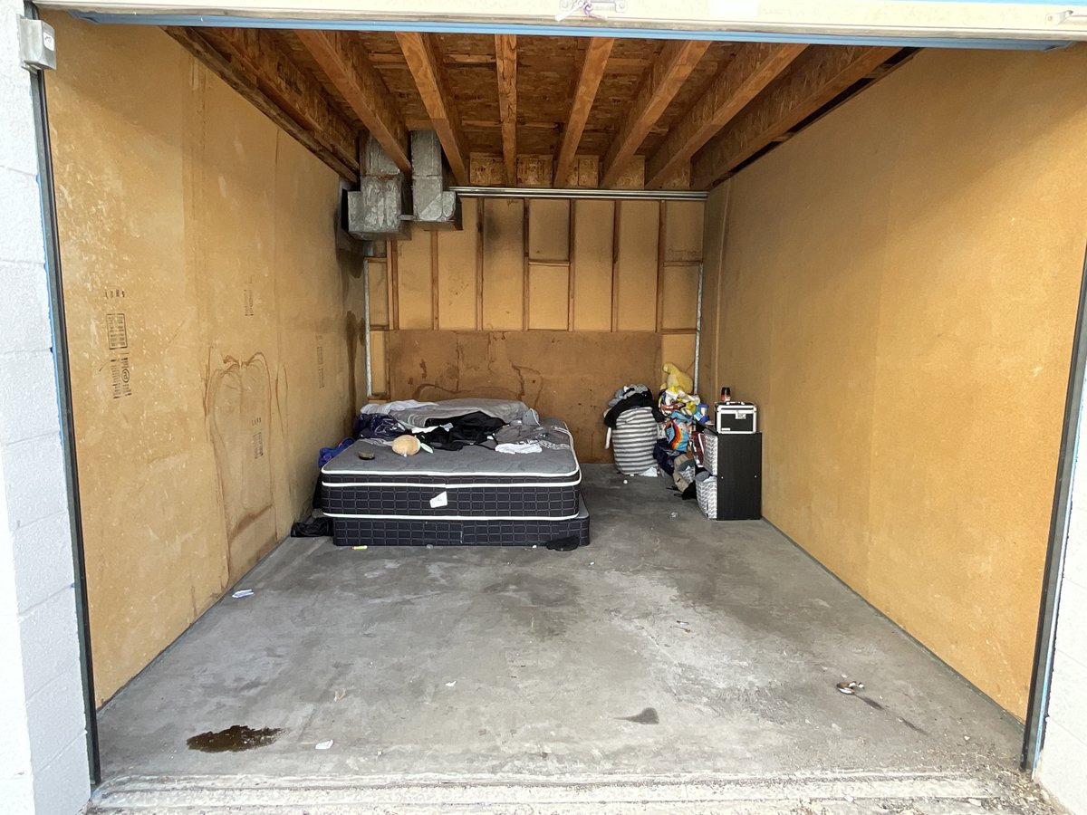 10 x 15 storage unit in Las Vegas, NV