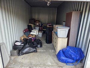 10 x 20 unit in Cleveland