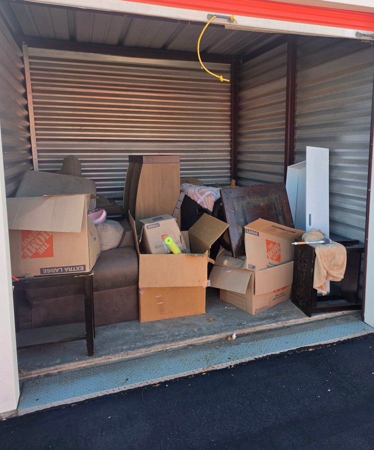 10 x 10 storage unit in Colorado Springs, CO