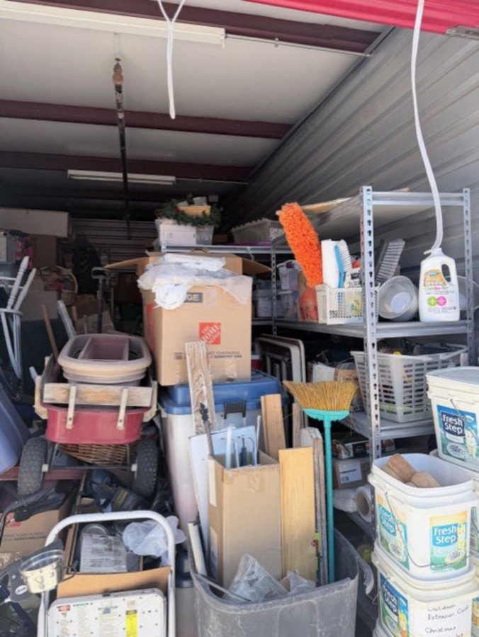 10 x 25 storage unit in Las Vegas, NV