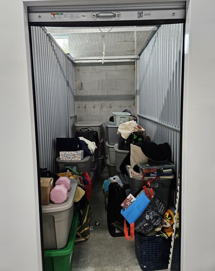 5 x 10 storage unit in Port St Lucie, FL