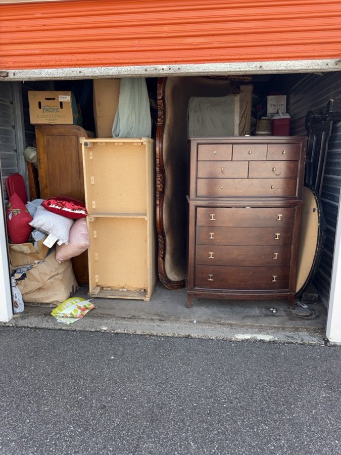 10 x 20 storage unit in Brooklyn Park, MN