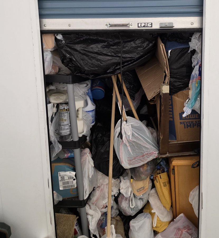 5 x 10 storage unit in Oxnard, CA