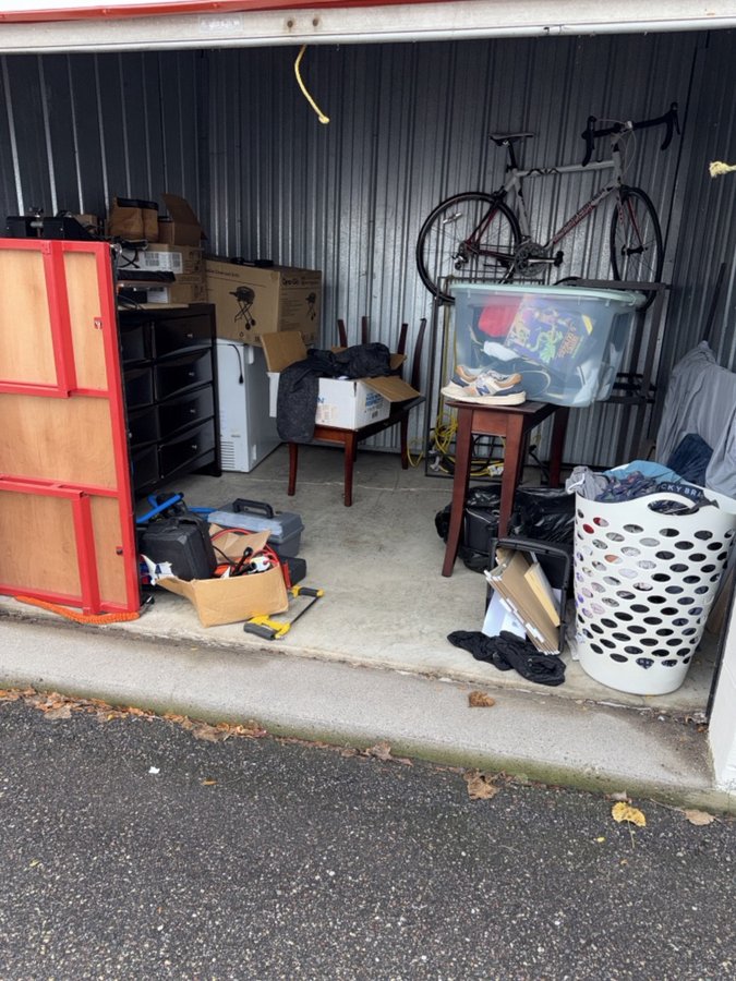 10 x 10 storage unit in New Hope, MN