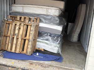 10 x 30 unit in Brooklyn Park