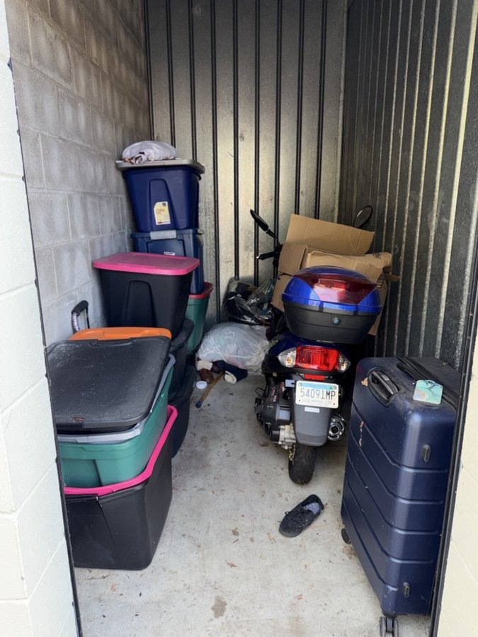 5 x 10 storage unit in Brooklyn Park, MN