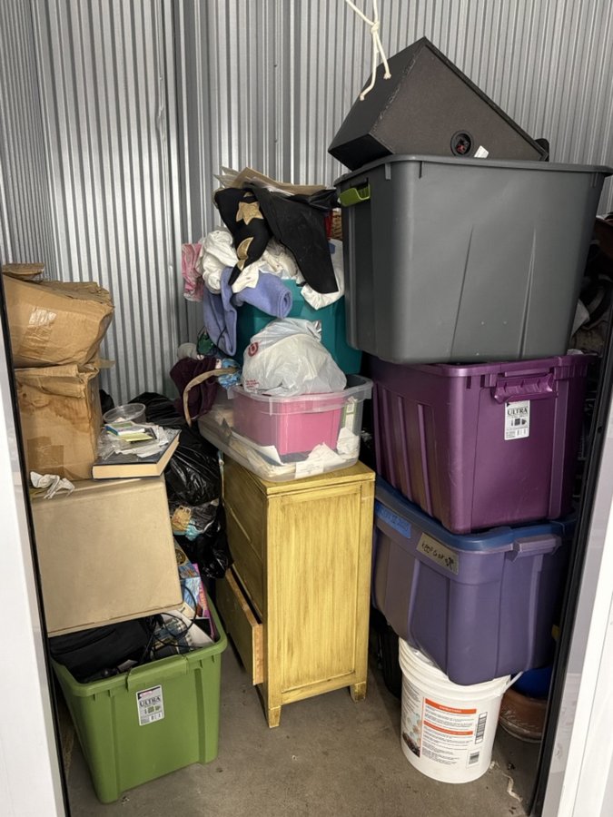 15 x 7 storage unit in Golden Valley, MN