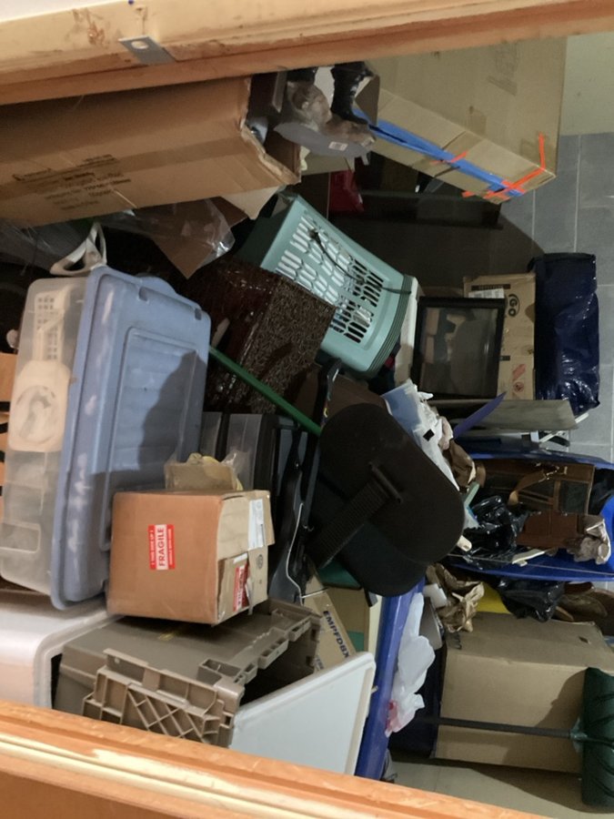 10 x 10 storage unit in Indianapolis, IN