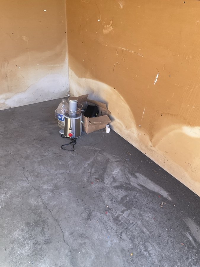 10 x 10 storage unit in Indianapolis, IN