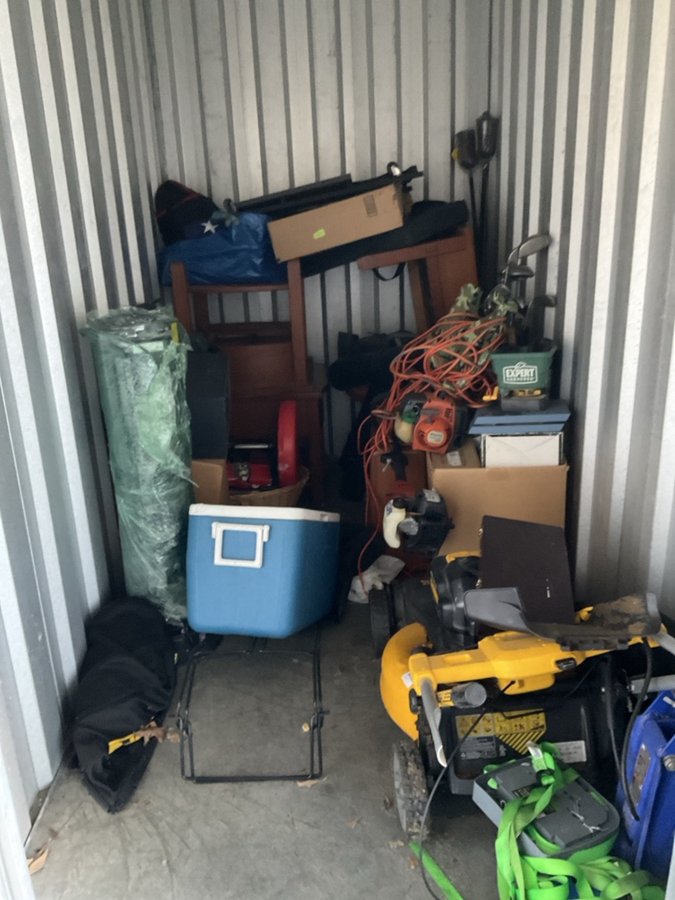 5 x 10 storage unit in Indianapolis, IN