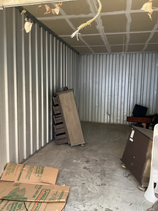 10 x 20 storage unit in Indianapolis, IN