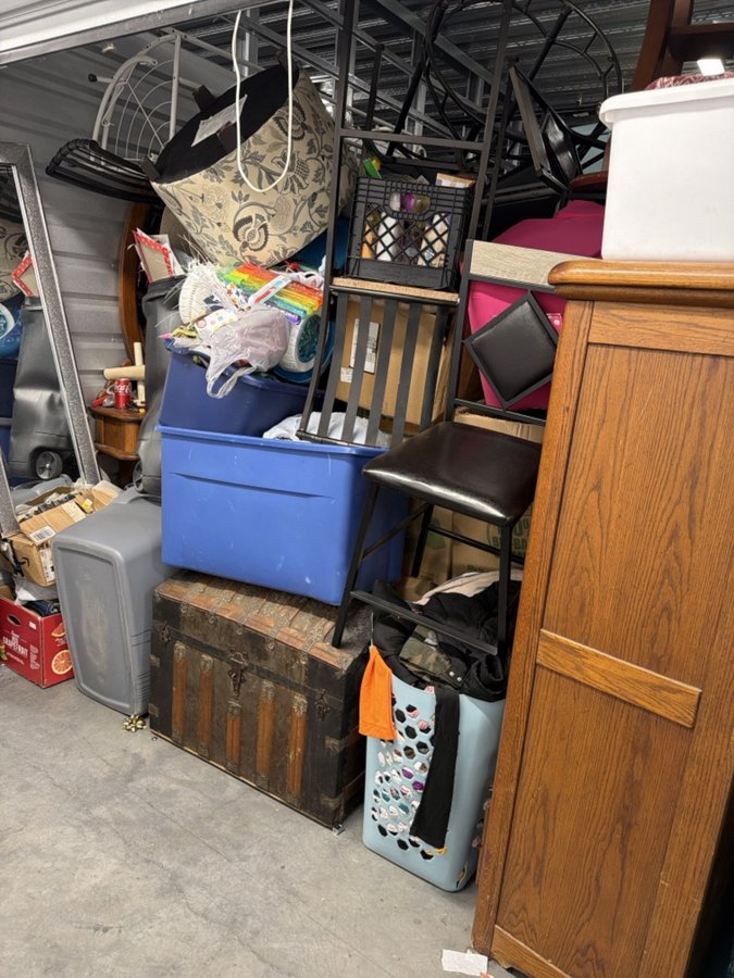 10 x 20 storage unit in Minneapolis, MN