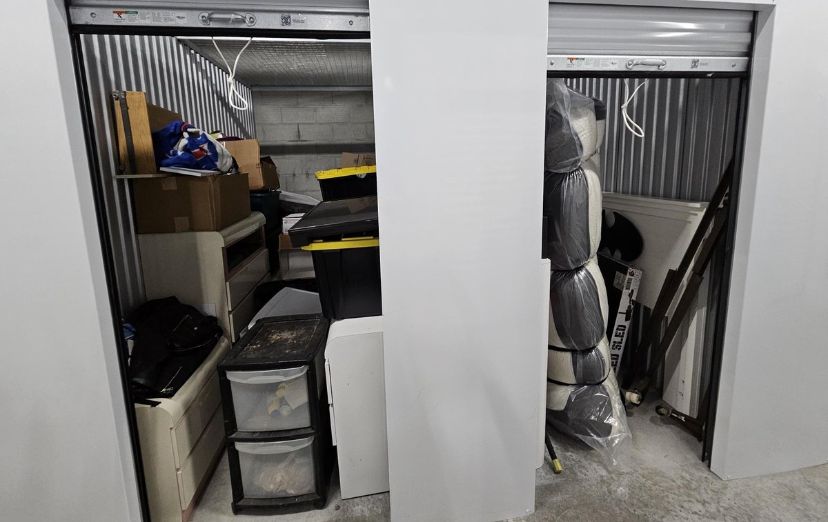 10 x 10 storage unit in Port St Lucie, FL