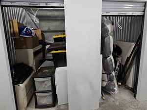 10 x 10 unit in Port St Lucie