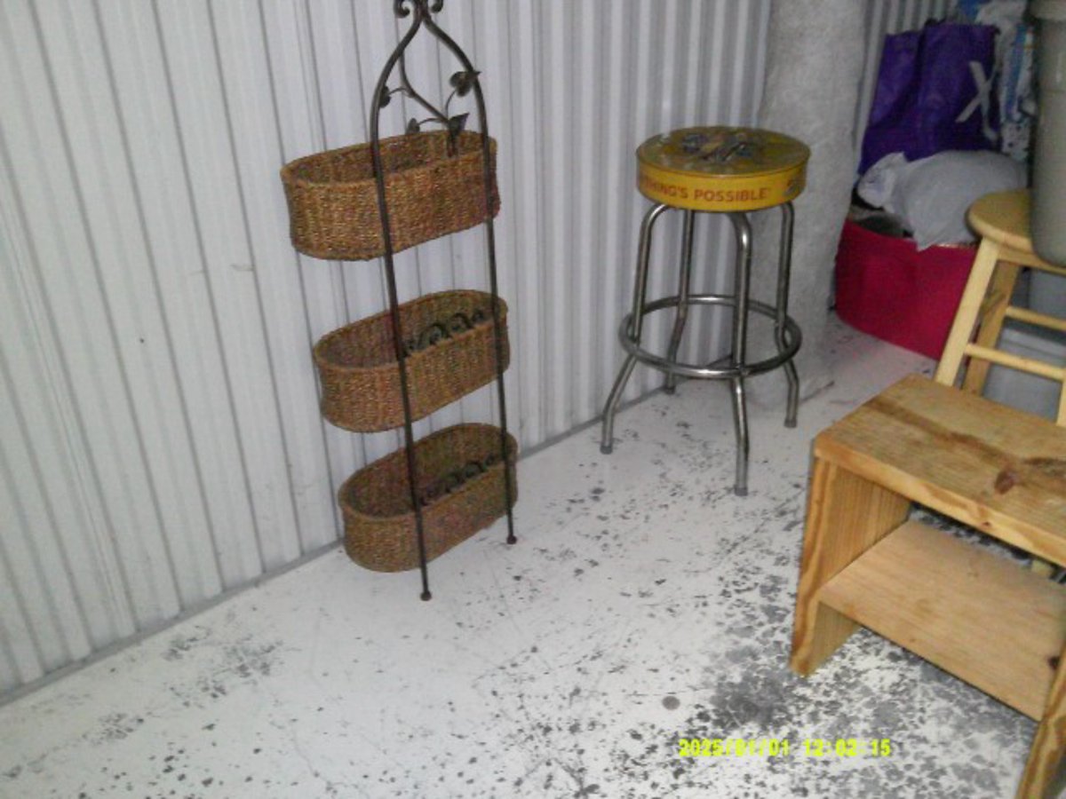 10 x 15 storage unit in Chicago, IL