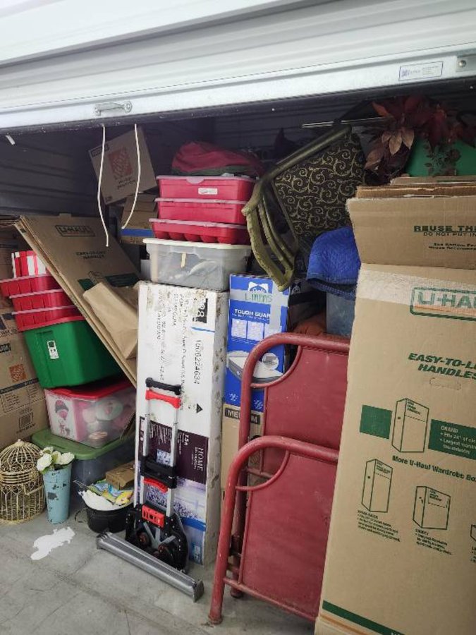 10 x 10 storage unit in Round Rock, TX