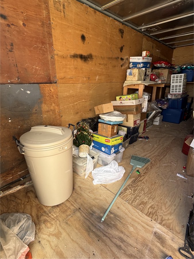 8 x 20 storage unit in Ridgecrest, CA