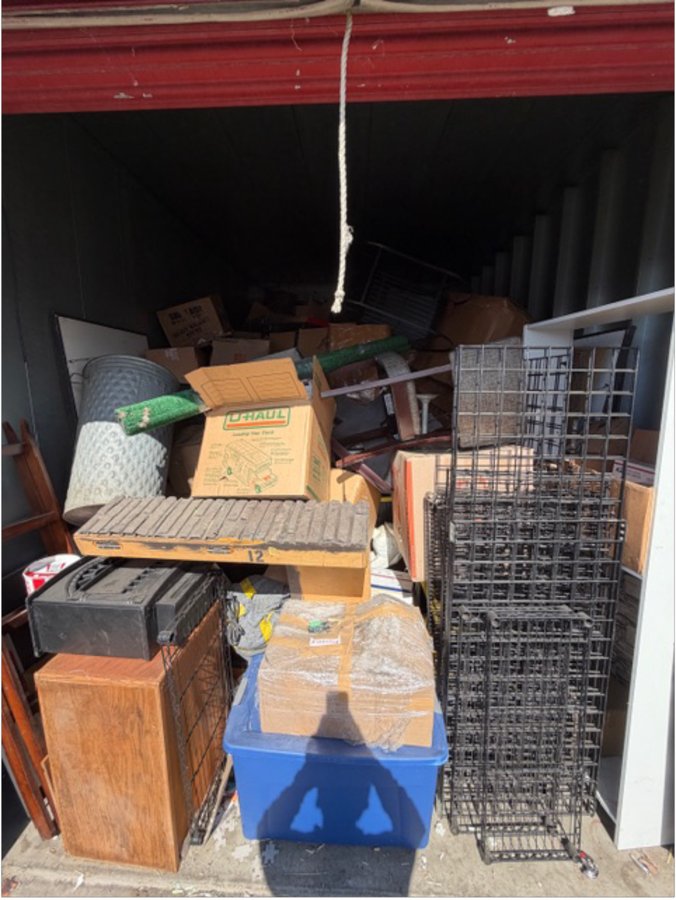 10 x 30 storage unit in Riverside, CA