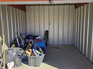 10 x 10 unit in Hemet
