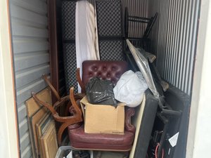 5 x 10 unit in Clayton