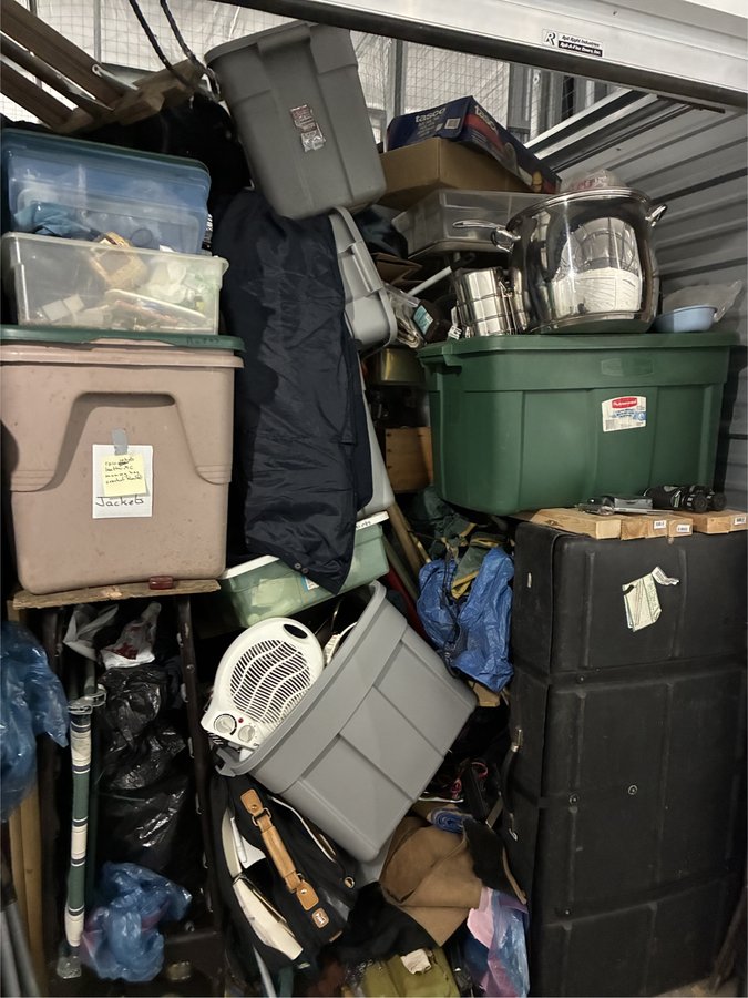 10 x 15 storage unit in Kirkland, WA