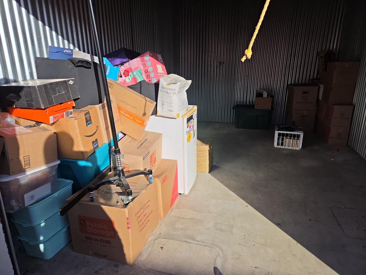 10 x 15 storage unit in Columbus, OH