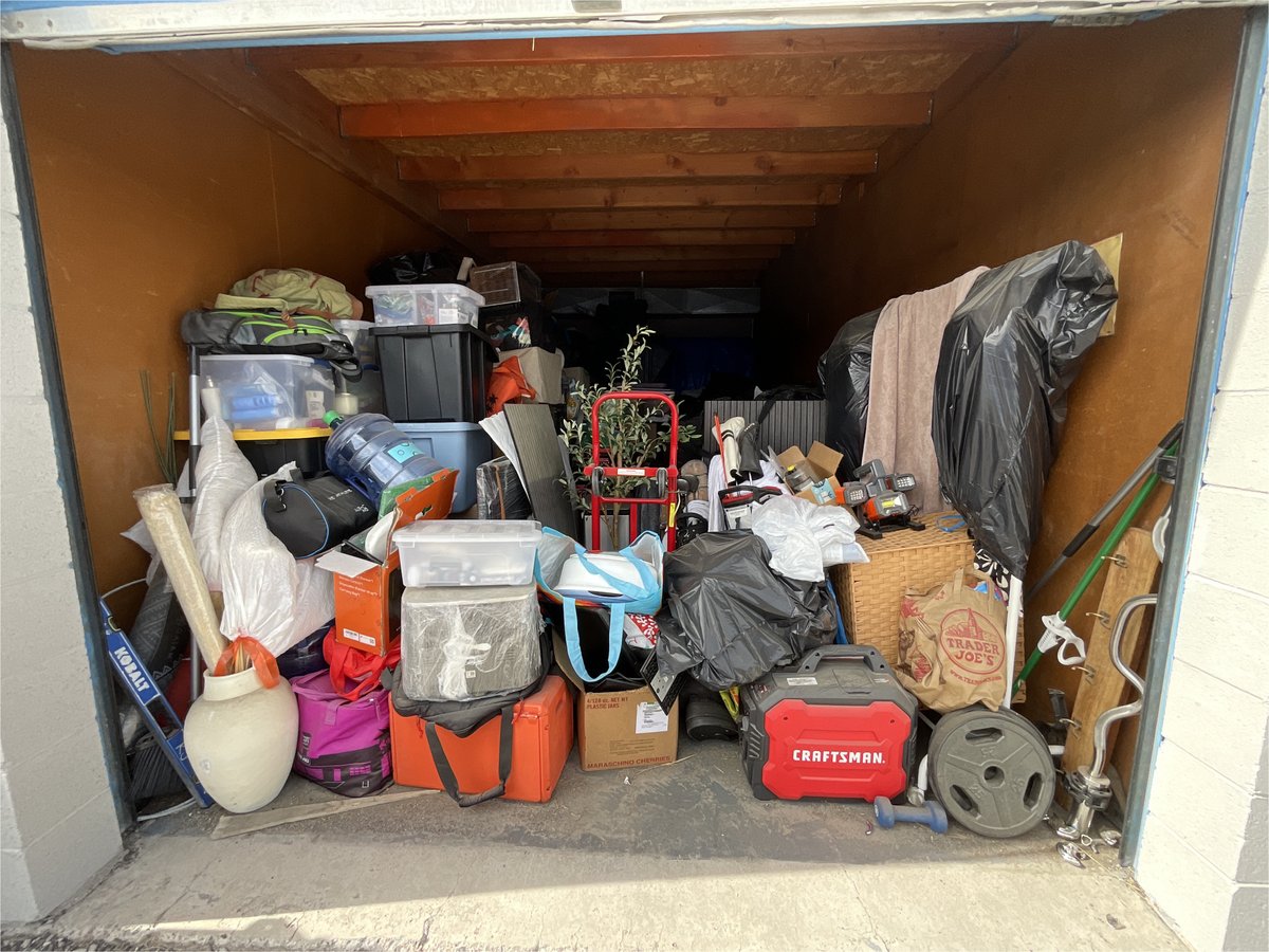 10 x 20 storage unit in Las Vegas, NV