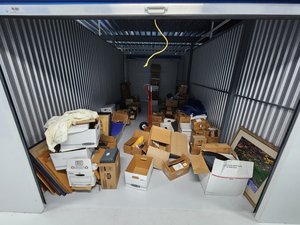 10 x 20 storage unit in Sarasota, FL