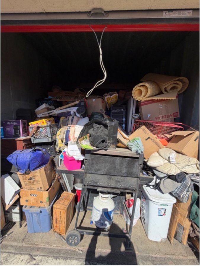 10 x 20 storage unit in Riverside, CA