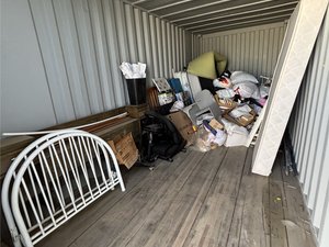 8 x 20 unit in Ridgecrest