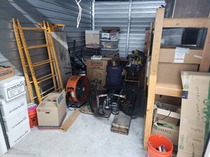 10 x 15 unit in Fort Worth