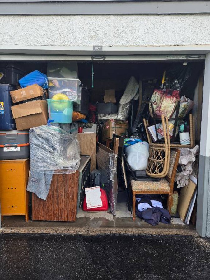 10 x 10 storage unit in Las Vegas, NV