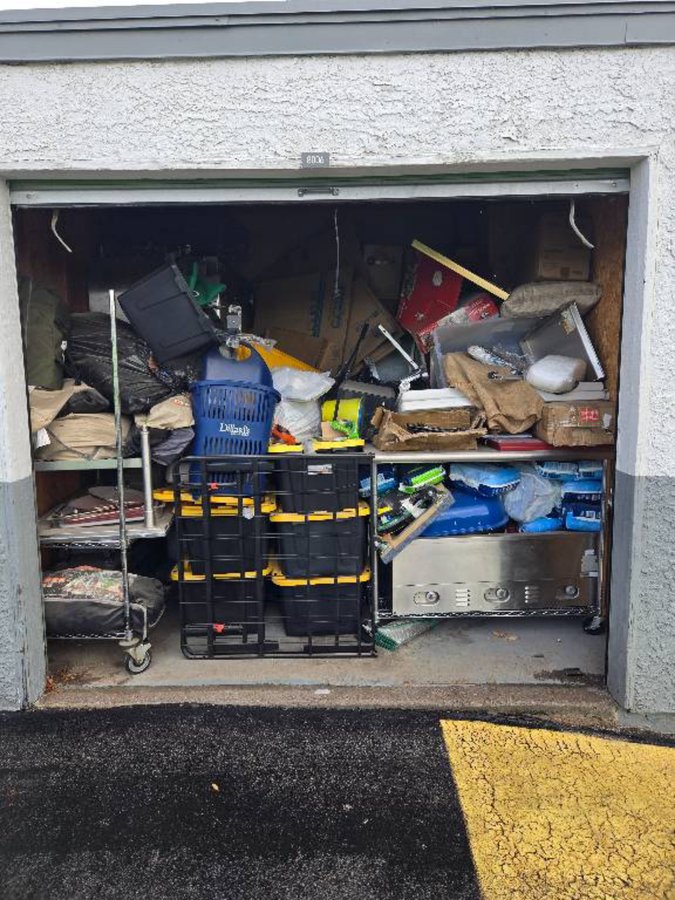 10 x 10 storage unit in Las Vegas, NV