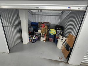 10 x 10 unit in Chicago
