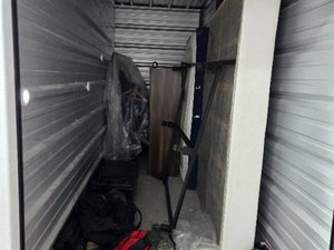 5 x 15 unit in Georgetown