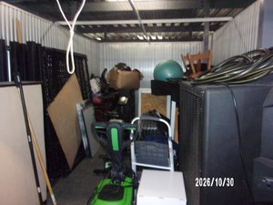 10 x 20 unit in Crestview